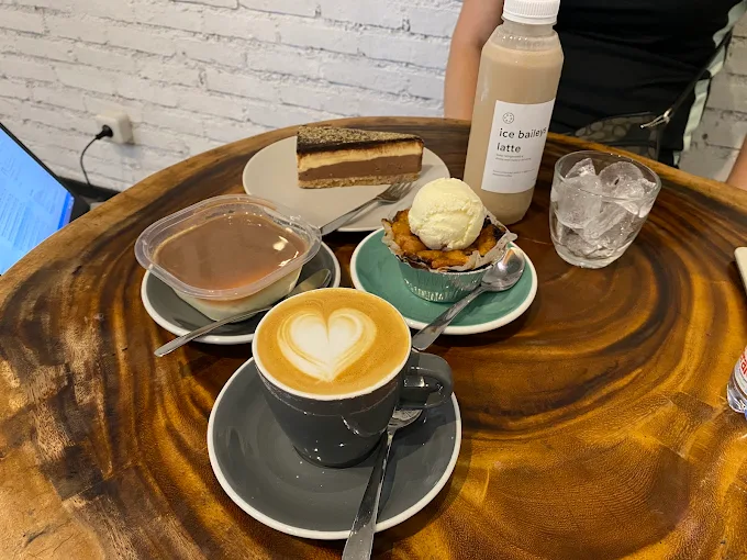Popolo Coffee: Sudut Ngopi Skandinavia Paling Homey di Bogor