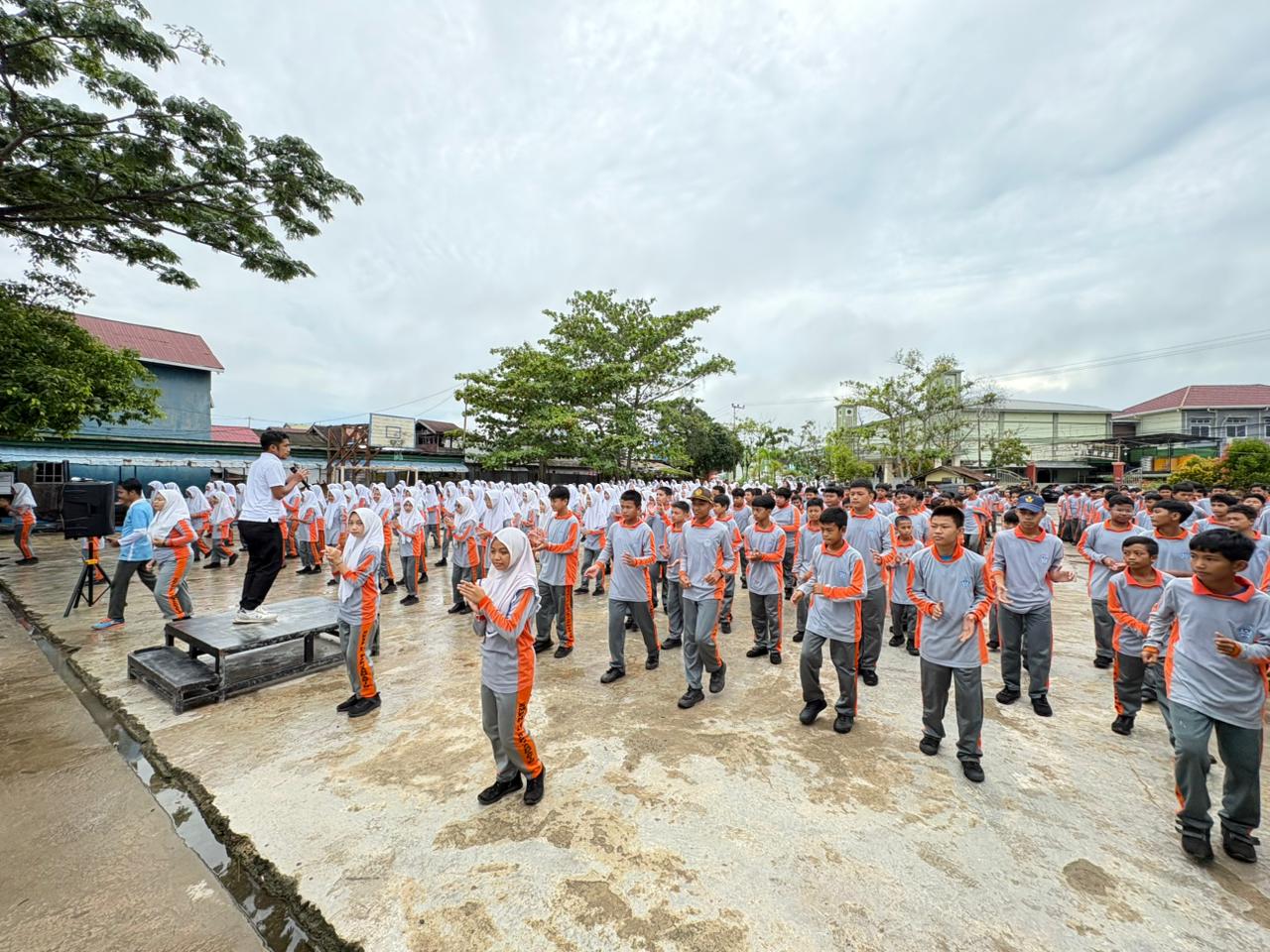 Aksi Bergizi di SMPN 19: Misi Rahasia Cegah Anemia dan Cetak Generasi Emas Banjarmasin