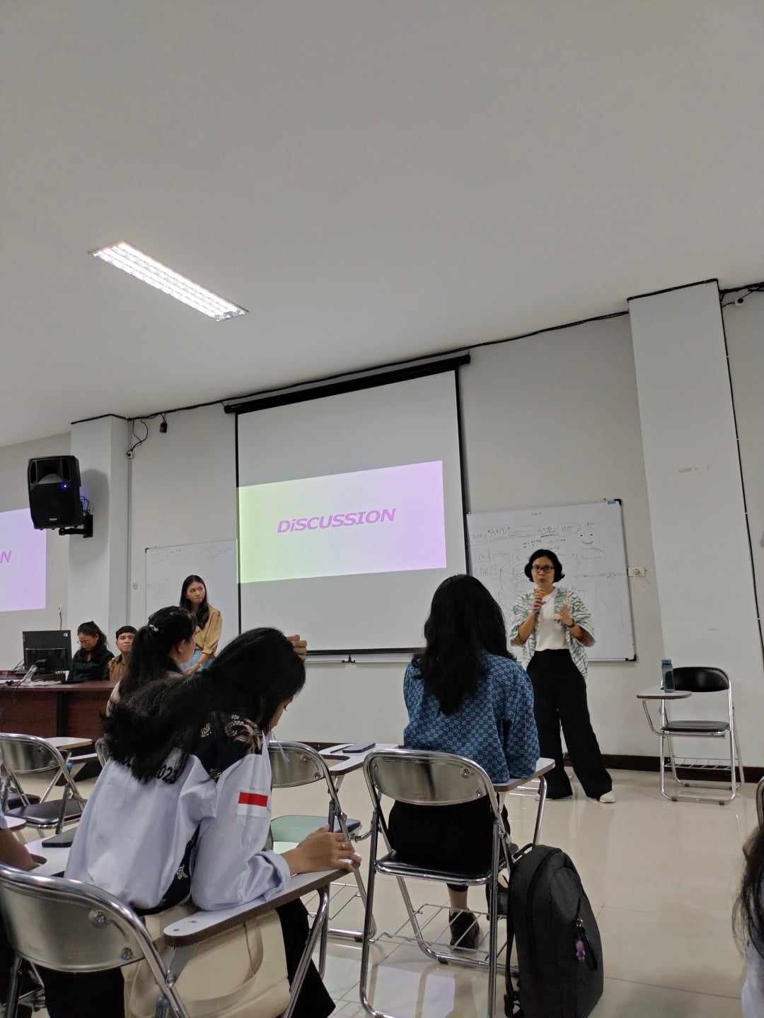 Talk Smart di Era Digital: Rahasia Membangun Koneksi yang Buka Pintu Kesempatan