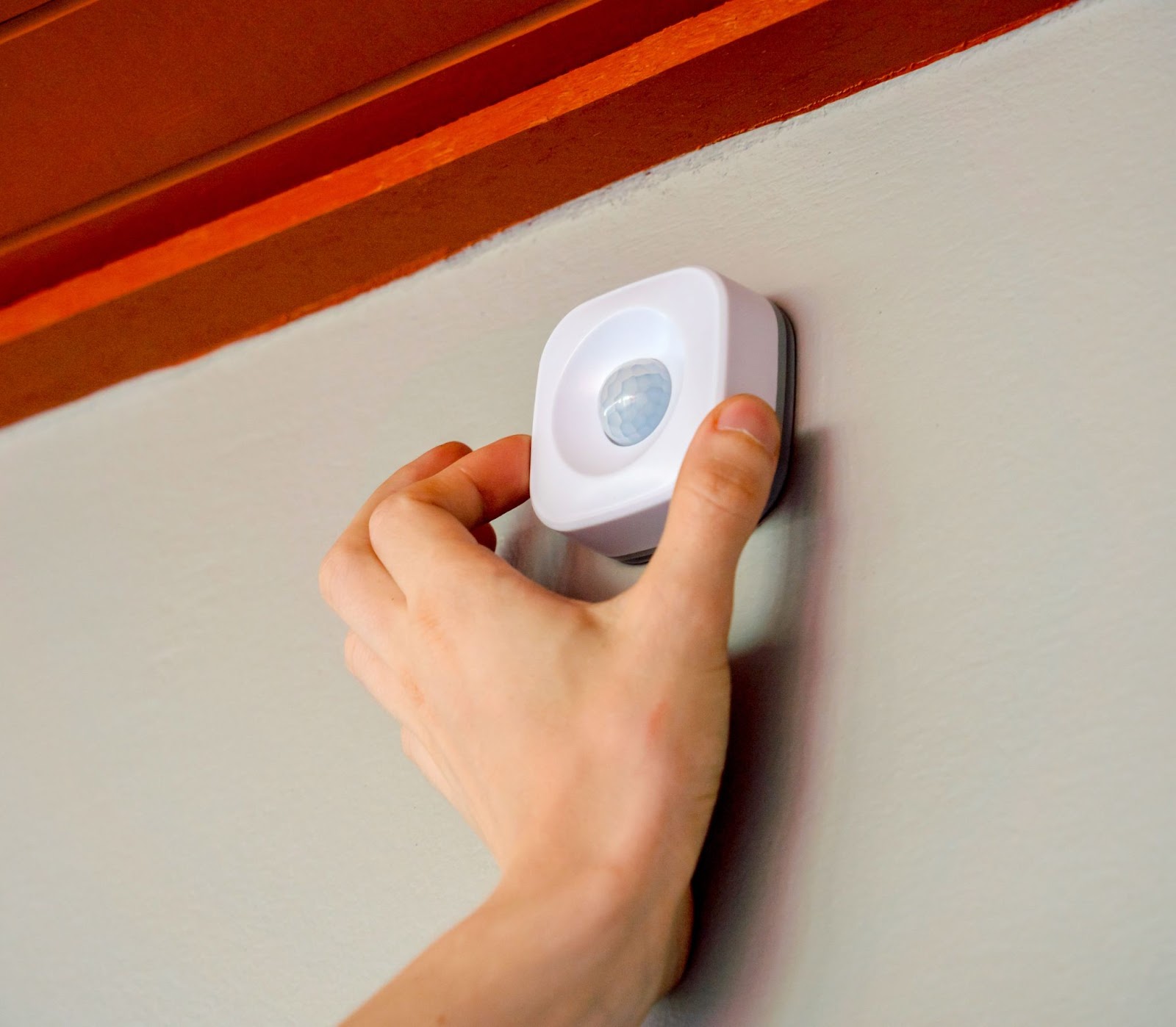Bingung Pilih Sensor Gerak? Panduan Lengkap Ini Bikin Rumah Pintar Kamu Makin Canggih!