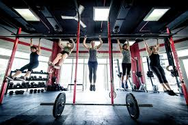 Masih Bingung Gym vs Fitness? Ini Bedanya Biar Nggak Salah Pilih (Termasuk Buat yang Mau Bikin Gym di Rumah)