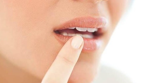 Mulut Kering Saat Musim Panas? Begini Cara Selamatkan Gigi dan Nafas Segar Kamu