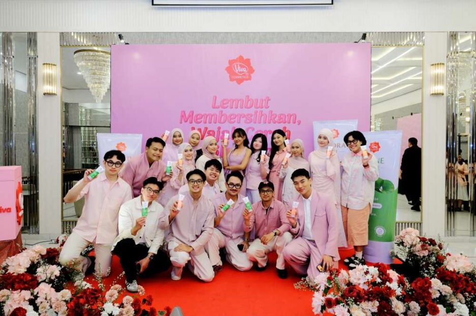 Malas Skincare Tapi Mau Glowing? Ini Rahasia "The Real Glowing Skin" ala Viva x Shenina!