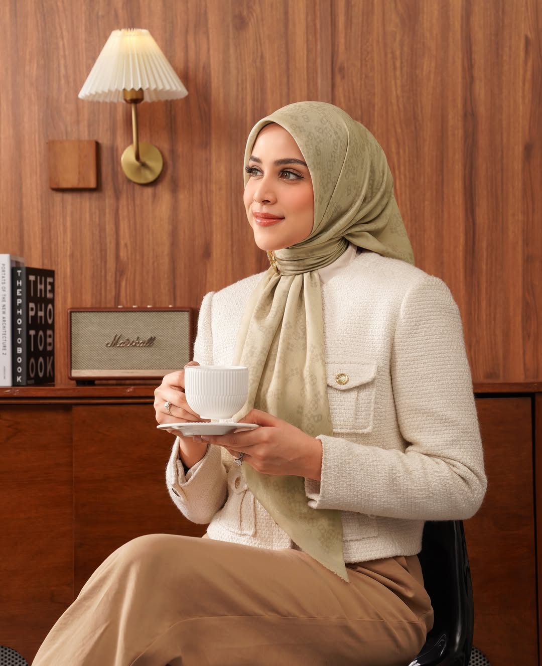 6 Ide Style Hijab Simple yang Tetap Kelihatan Super Elegan