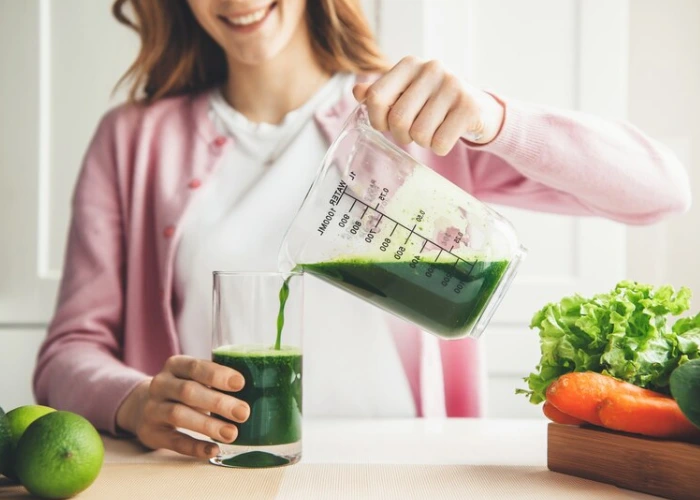Rahasia Jus Detox: Bikin Badan Lebih Enteng, Kulit Makin Glowing!