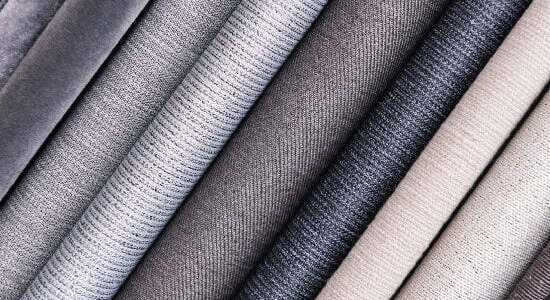 5 Bahan Pakaian Paling Hits di 2025: Nyaman Dipakai, Keren di Feed