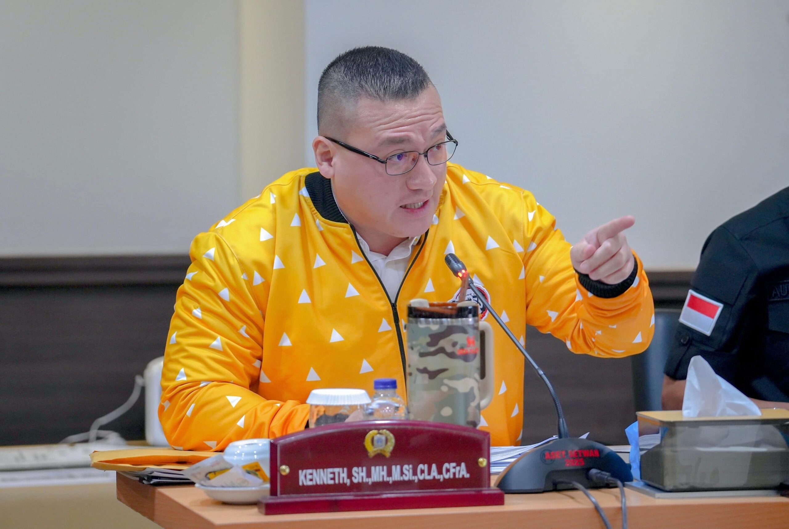 Bang Ken, Pejabat Otaku yang Siap Bawa Semangat Hashira ke Dunia Nyata