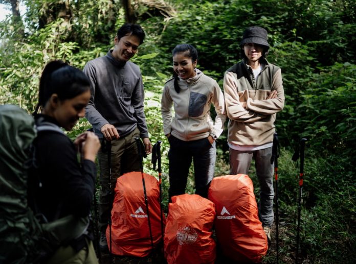 7 Tas Camping Keren untuk Cewek Aktif: Ringan, Stylish, dan Siap Diajak ke Alam Bebas!