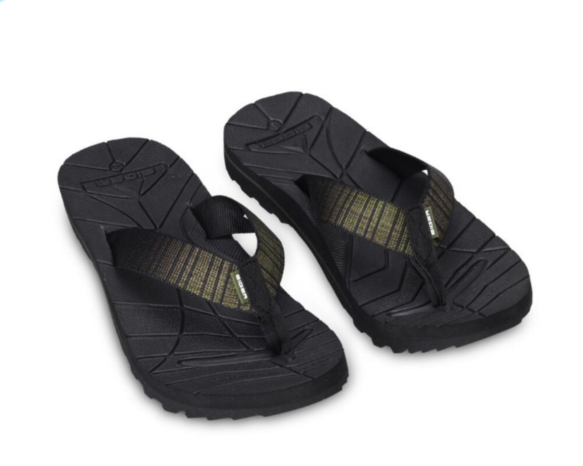 Biar Kaki Nggak Tersiksa: Panduan Lengkap Memilih Sandal Traveling Pria + Rekomendasi EIGER