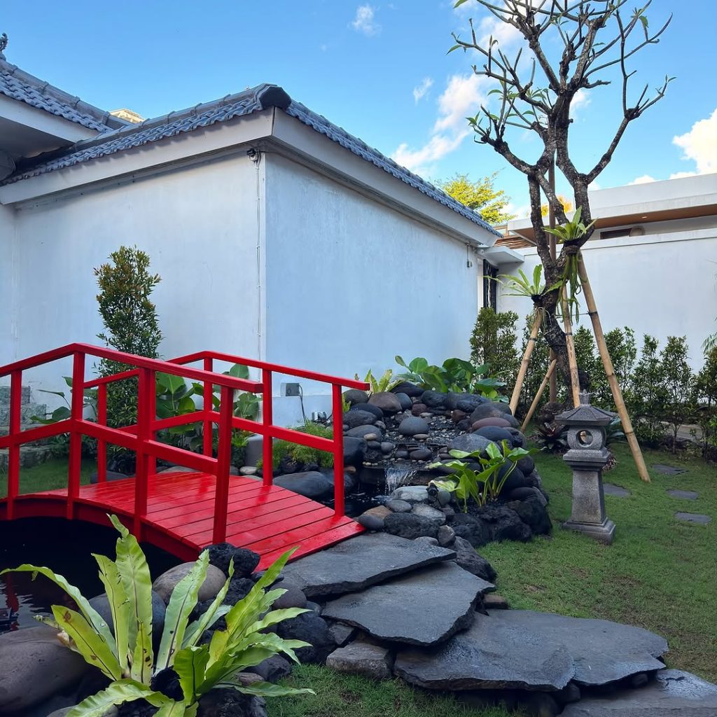 Bikin Kolam Koi Minimalis di Jakarta: Dari Desain Estetik Sampai Jadi Spot Healing di Rumah