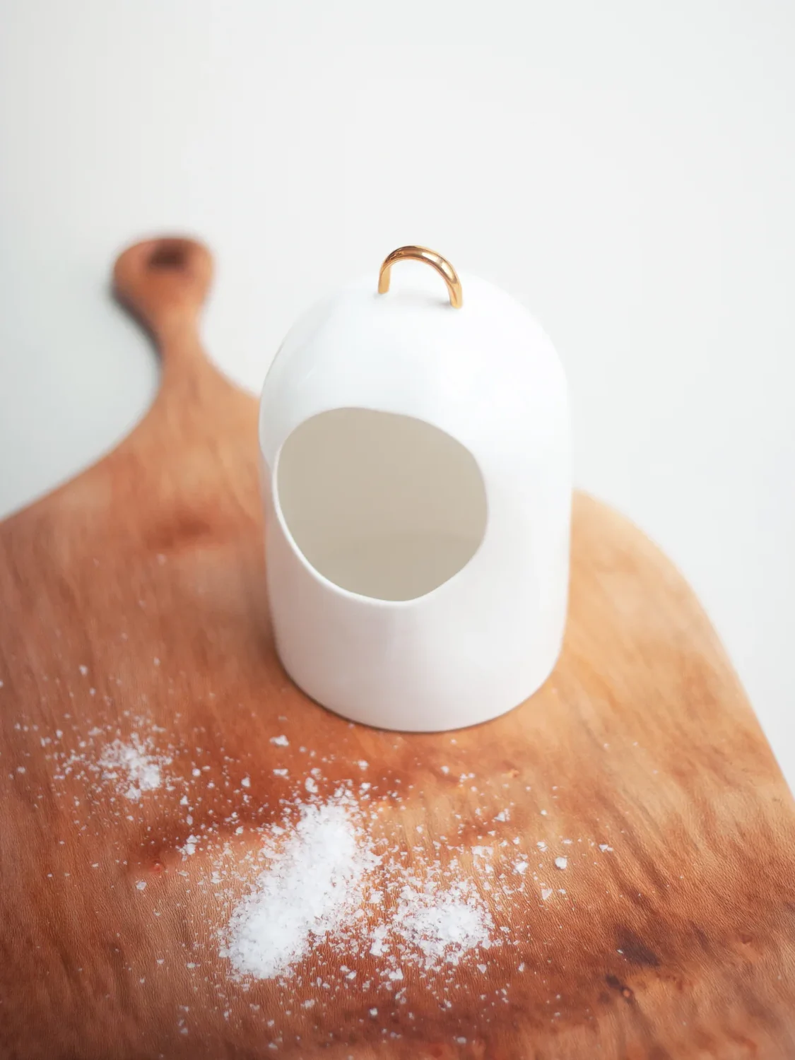 8 Wadah Garam Super Estetik untuk Naikkan Gaya Dapur Minimalis Kamu