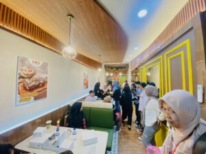 Roti Keset Condet Hadir di Cipete: Cabang ke-10 dengan Nuansa Kafe Minimalis Mewah