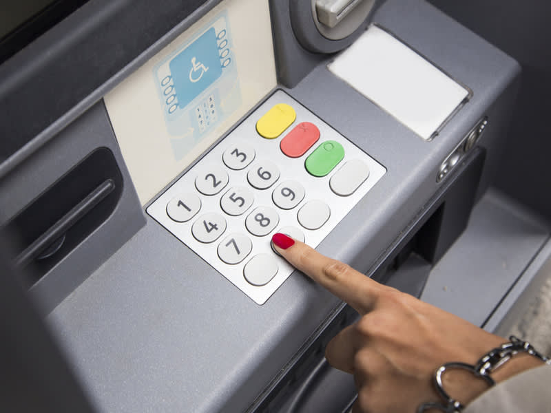 ATM Keblokir? Ini Jurus Kilat yang Bikin Kartu Aktif Lagi