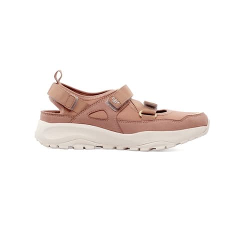 6 Sepatu Sandal Wanita Paling Hits: Nyaman Buat Jalan, Keren Buat OOTD