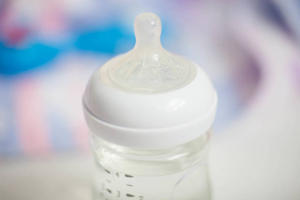 Kapan Harus Ganti Botol Susu Bayi? Simak 5 Tanda Ini