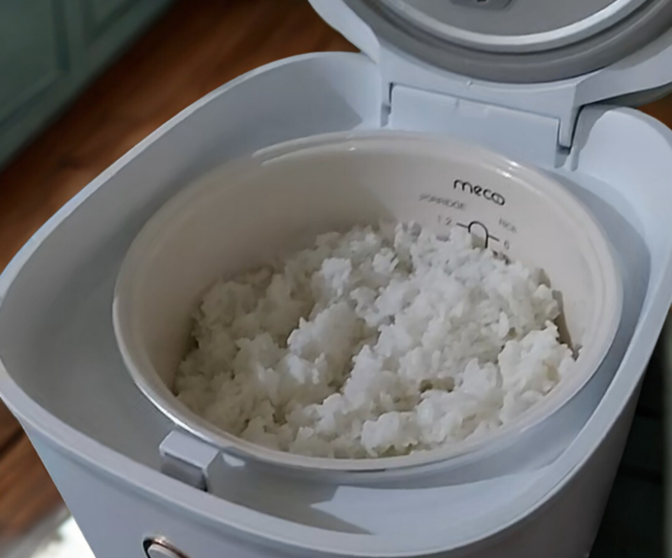 Cara Memasak Nasi Pulen Di Rice Cooker Anti Basi dan Bau!