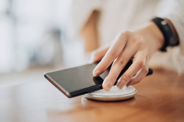 Tips Memilih Wireless Charger agar Tidak Merusak Kesehatan Baterai HP