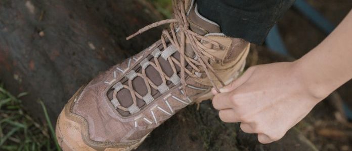 Panduan Memilih Sepatu Gunung Pertama untuk Pemula