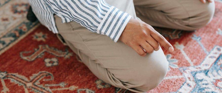 Menjaga Salat Tepat Waktu di Era Digital 2026