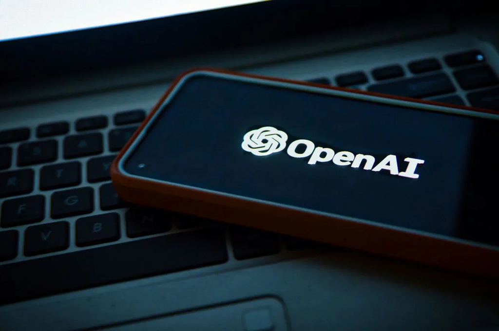 Apple Keluarkan Update Keamanan Darurat untuk Hadapi Ancaman Hacker Berbasis AI