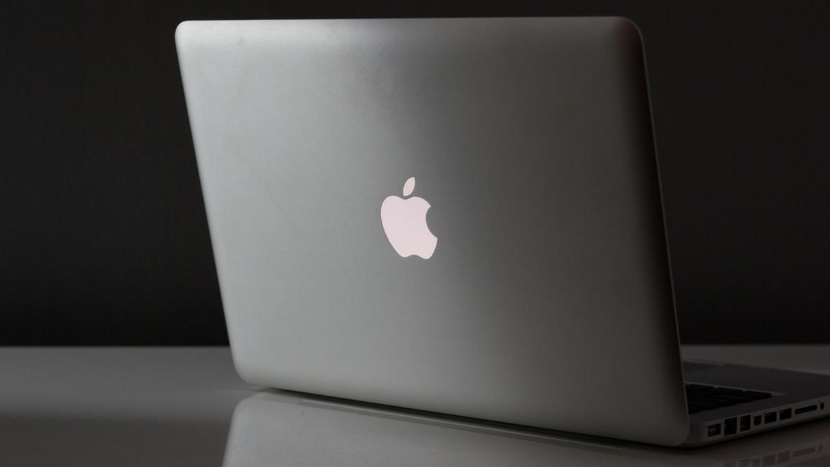 Apple Siapkan MacBook Ultra dan Layar Sentuh: Roadmap Lengkap 2026-2027