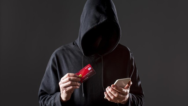 Modus Penipuan M-Banking dan Cara Melindungi Rekening Anda