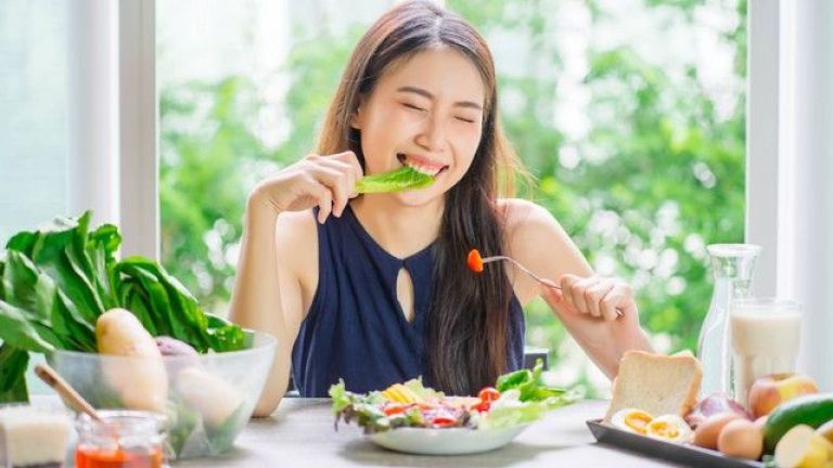 Makanan Sehat untuk Kulit Glowing: Skincare dari Dalam yang Sering Terlupakan