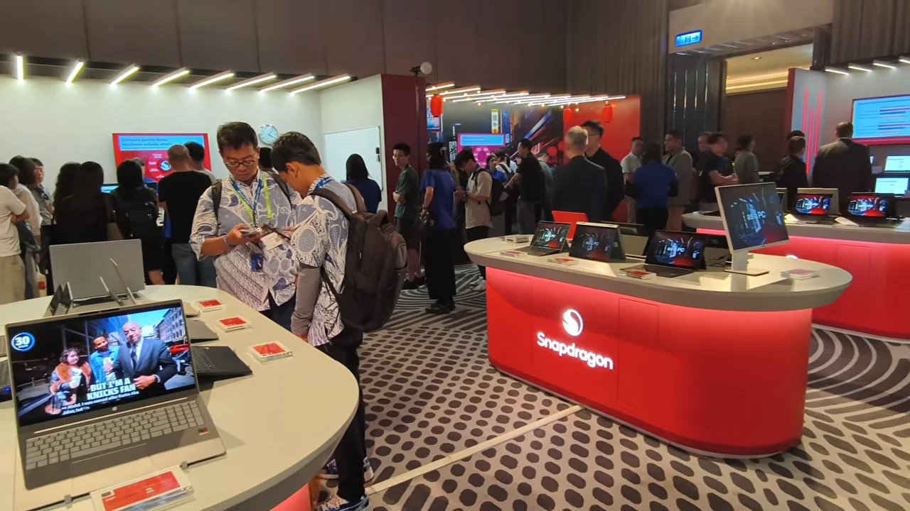 Intel vs AMD vs Snapdragon: Prosesor Laptop Paling Efisien untuk Produktivitas