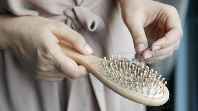 Makanan Pencegah Kerontokan Rambut yang Bekerja dari Dalam