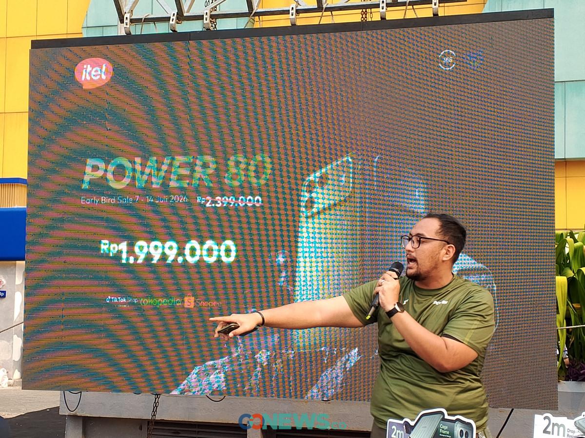 Ponsel Baterai Jumbo 7.000 mAh: itel POWER 80 vs Moto G77 Power