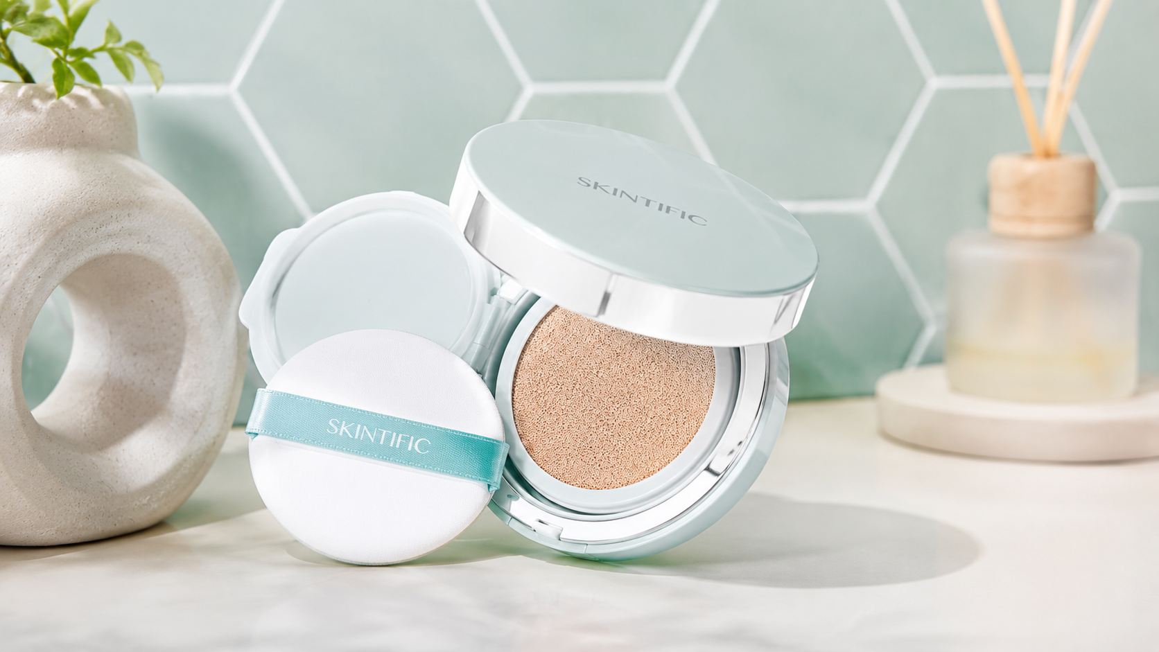 Seleb Dunia Beralih ke Makeup Minimal, Kulit Sehat Dulu