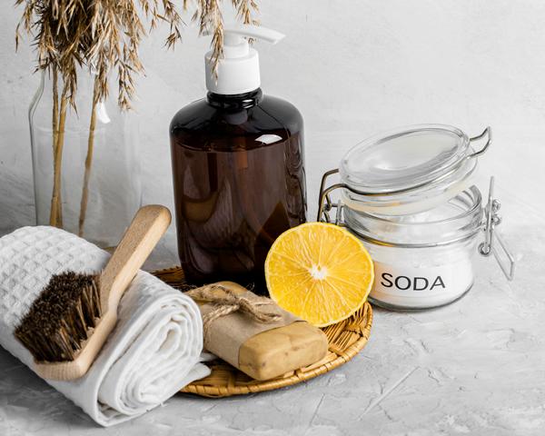 Cara Membuat Pengharum Kamar Mandi Alami dari Minyak Esensial dan Bahan Dapur