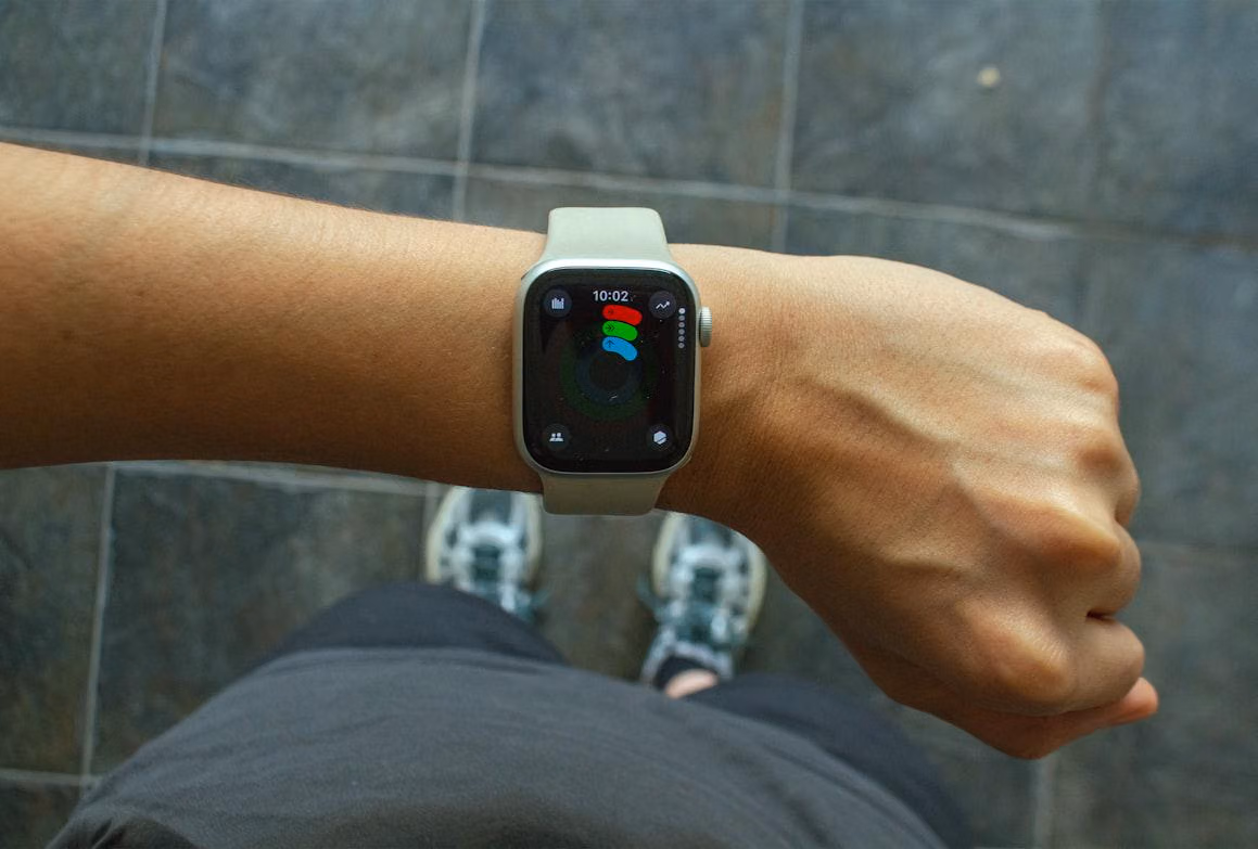 Jam Tangan Lari GPS Presisi untuk Marathon dan Latihan Harian