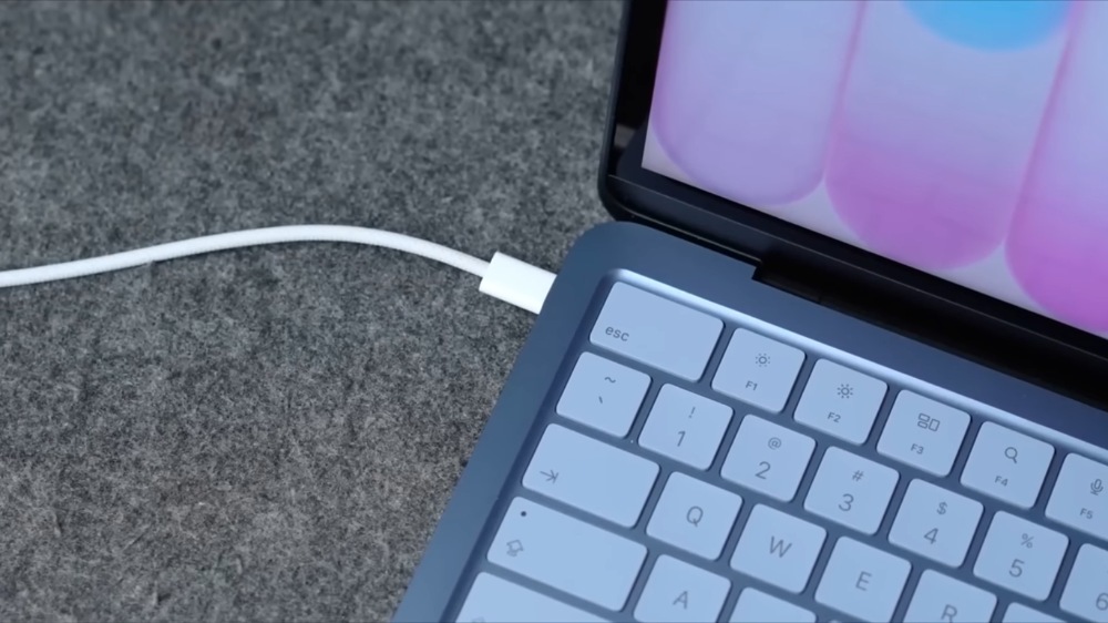 Laptop Terbaik untuk Mahasiswa: Spesifikasi, Performa, dan Baterai Tahan Lama