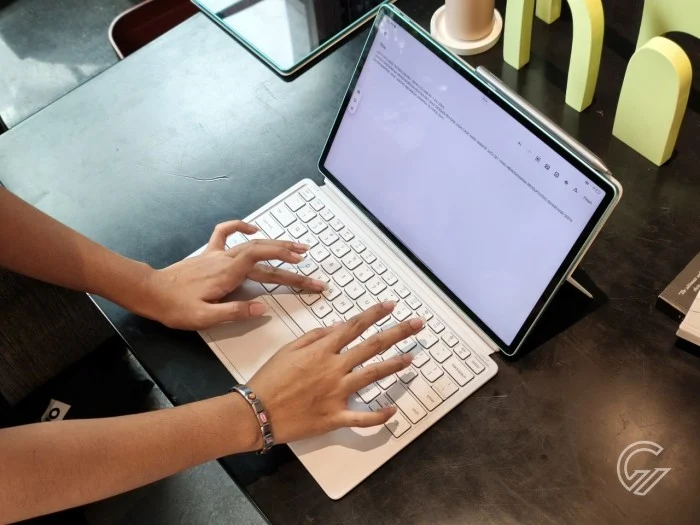 Lenovo Idea Tab Series: Tablet AI Terjangkau untuk Belajar dan Kerja