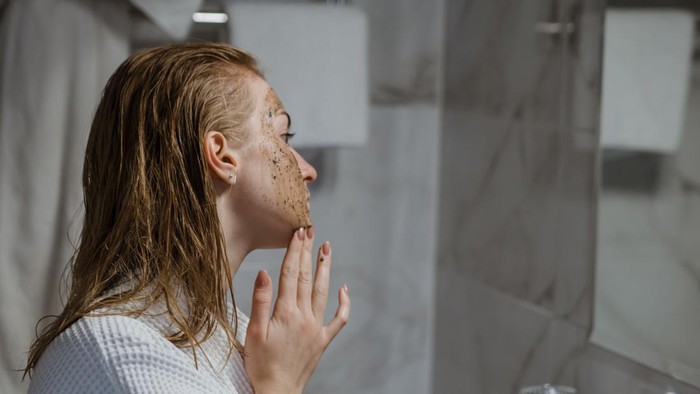 Mengapa Kulit Tetap Kusam Meski Rutin Pakai Skincare