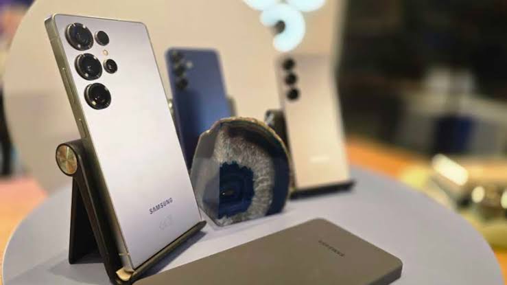 Samsung Galaxy S24 Ultra vs iPhone 15 Pro Max untuk Konten Kreator