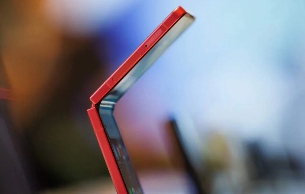 Galaxy Z Fold 8 & Z Flip 8: Bodi Makin Tipis, Varian Ultra Kian Serius