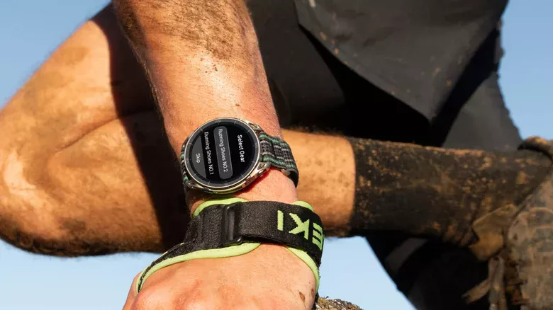 Panduan Lengkap Memilih Smartwatch Lari: GPS Akurat & Baterai Tahan Lama