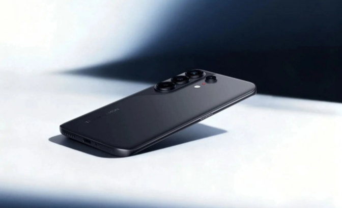 Tecno Camon 50 Ultra: Layar 144Hz, Kamera 50MP, Harga Menengah