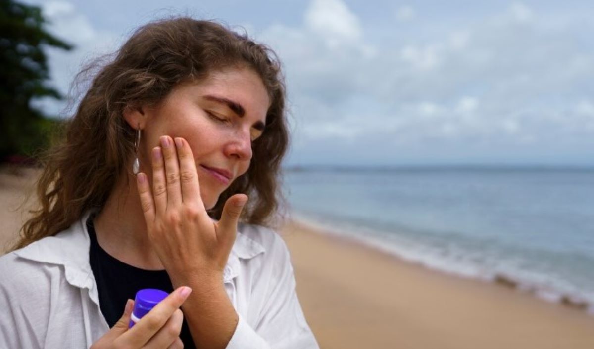 Sunscreen Niacinamide untuk Kulit Kusam: Panduan Memilih yang Tepat