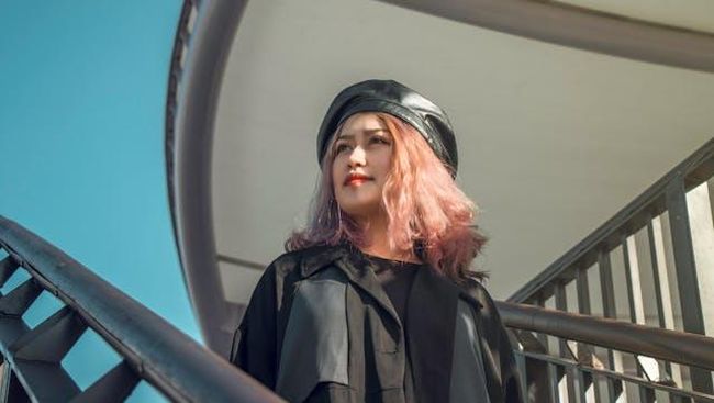 Warna Rambut Ceria dan Timeless: Cermin Kepribadian Anda