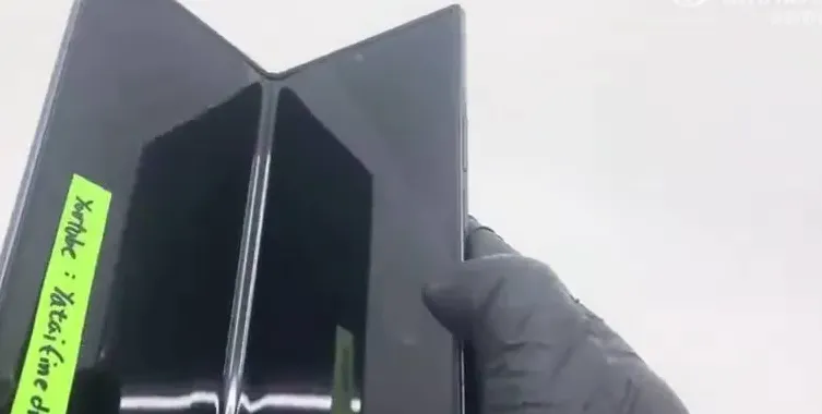 Galaxy Z Fold8 Tanpa Lipatan: Lompatan Besar Desain Ponsel Lipat