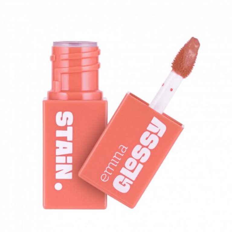 Lipstik Murah Terjangkau dengan Efek Lembap Tahan Lama