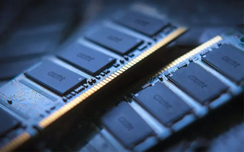 Kelangkaan Chip Memori Bikin Harga PC Naik Berkepanjangan