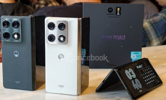 Motorola Razr Fold: Ponsel Lipat Premium Rp25 Jutaan yang Serius