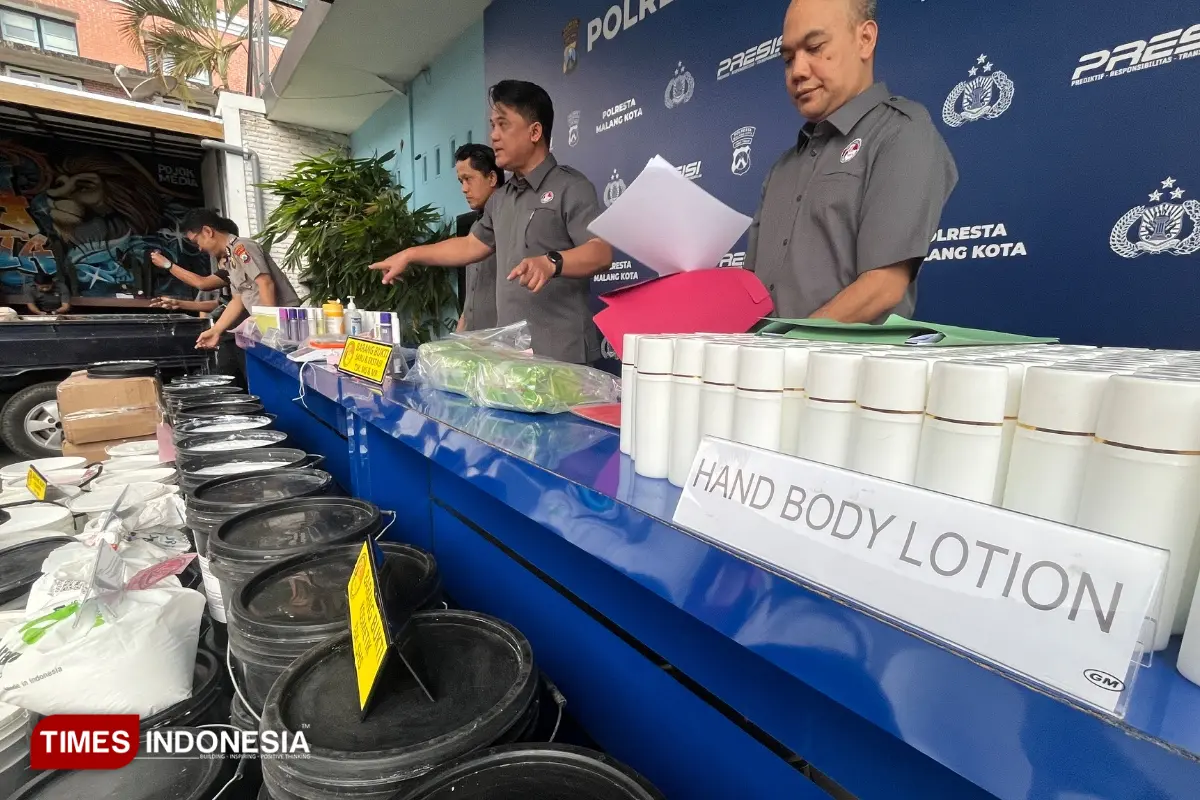 Kosmetik Ilegal dari Internet: Kenali Bahayanya Sebelum Kulit Rusak