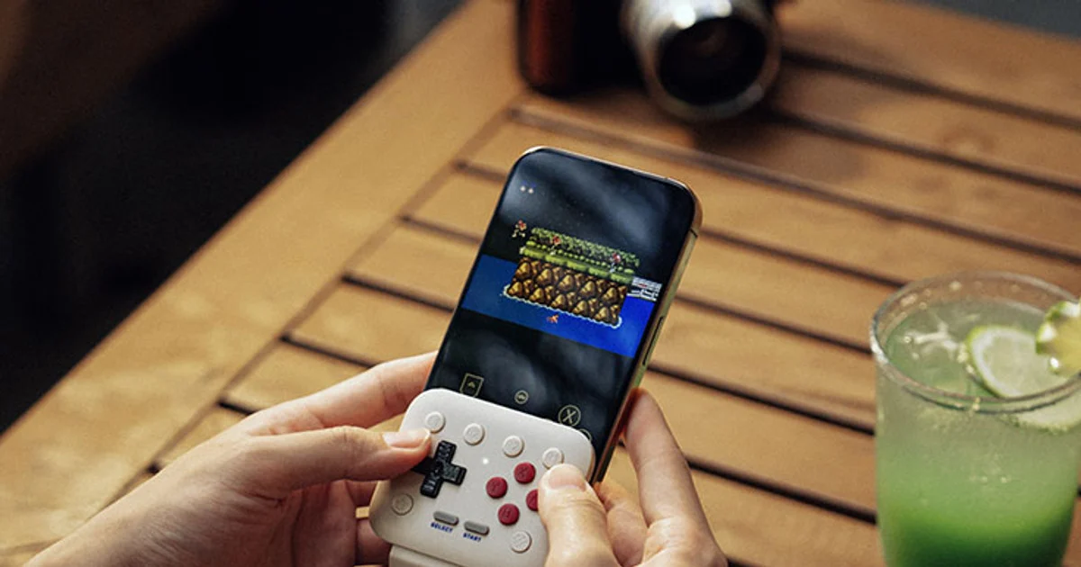 8BitDo FlipPad, Kontroler Game Lipat Vertikal untuk Smartphone