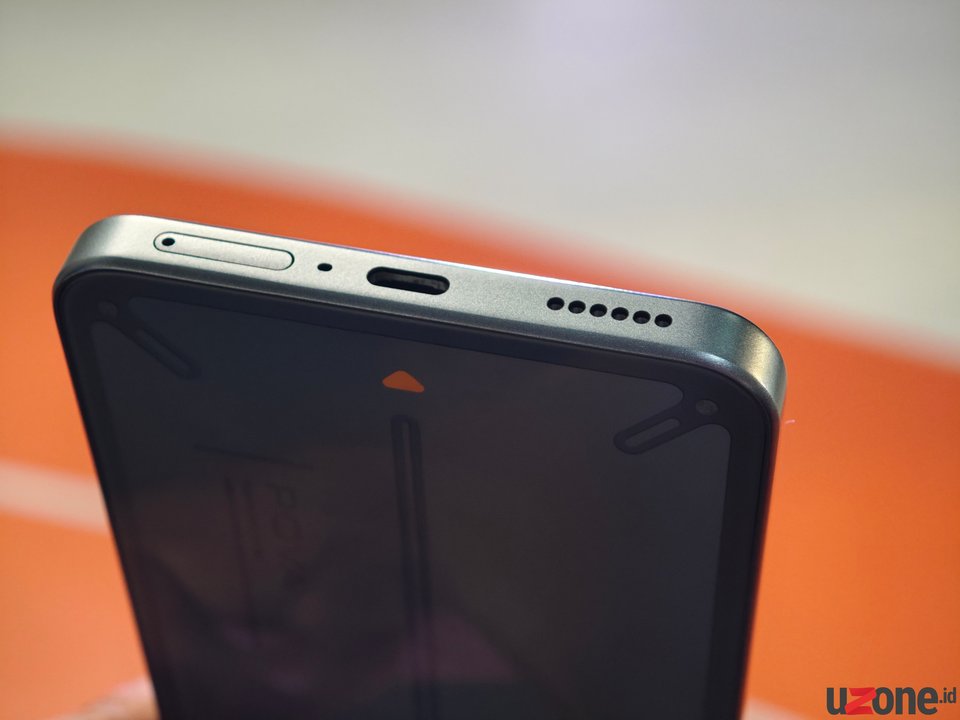 Tecno Pova 8 5G: Baterai 8.000 mAh dan Alive Matrix Display