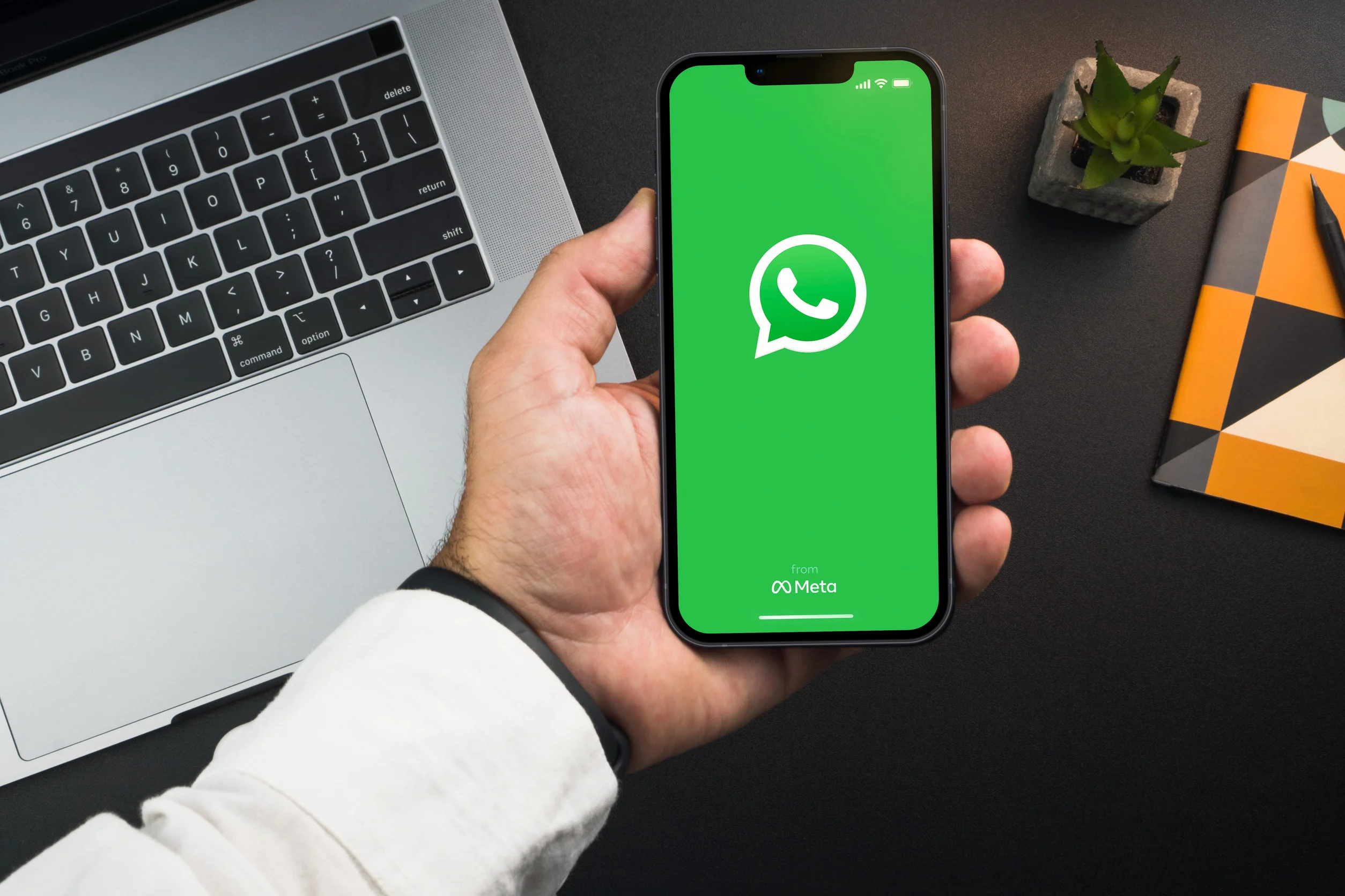 WhatsApp Siapkan Cloud Terenkripsi Mandiri untuk Backup iPhone